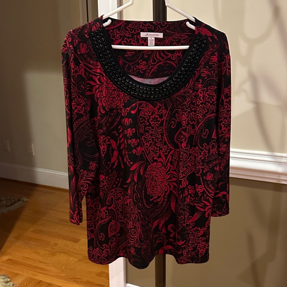 JM Collection Red and Black Long Sleeve Top